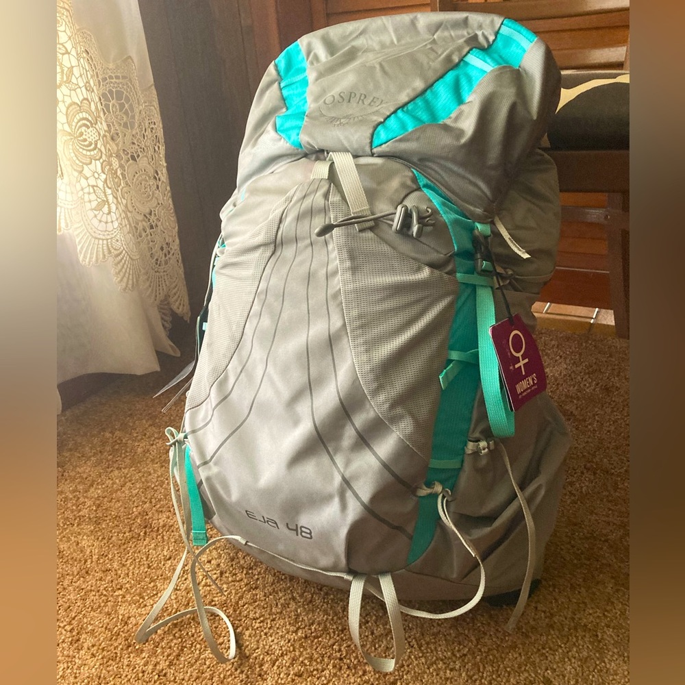 Osprey Eja 48 Women’s XS Ultralight Backpack in Moonglade Grey